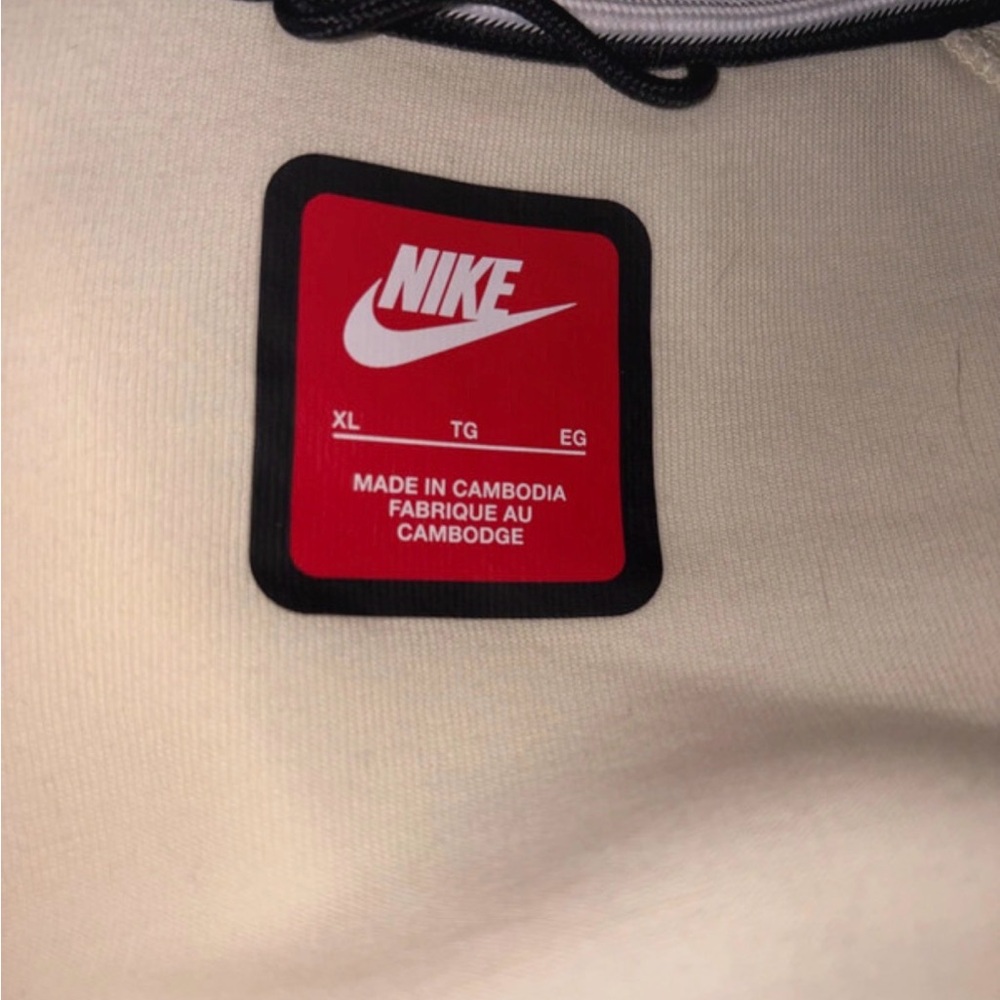 Cream Nike Tech Fleece Full Zip - Picture 3 of 5